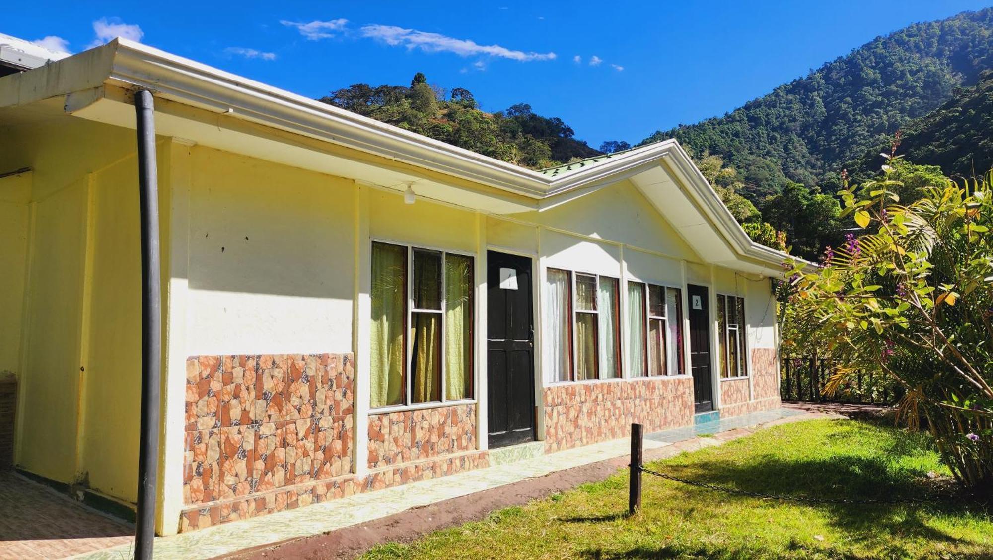 Hospedajes Richie Eco Camp Providencia Ngoại thất bức ảnh