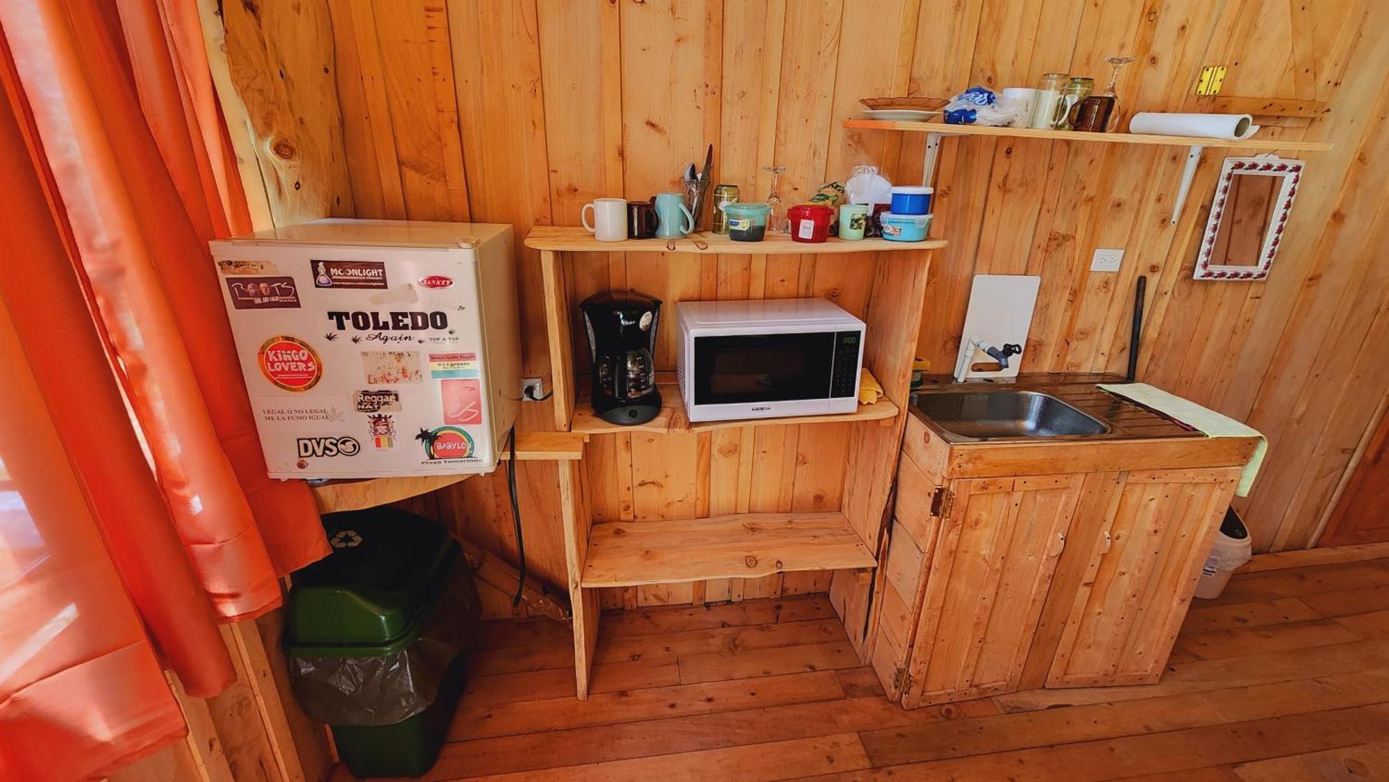 Hospedajes Richie Eco Camp Providencia Ngoại thất bức ảnh