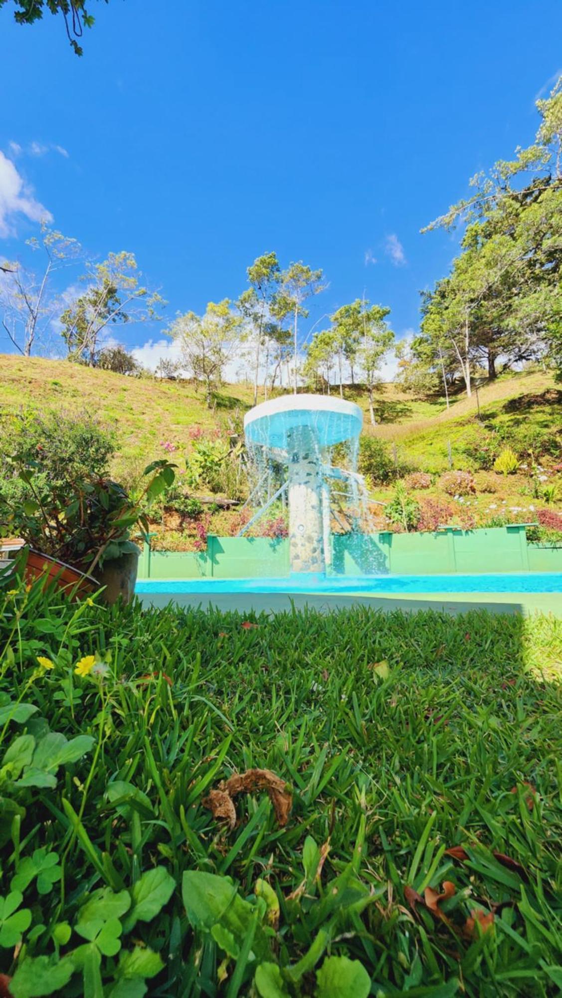Hospedajes Richie Eco Camp Providencia Ngoại thất bức ảnh