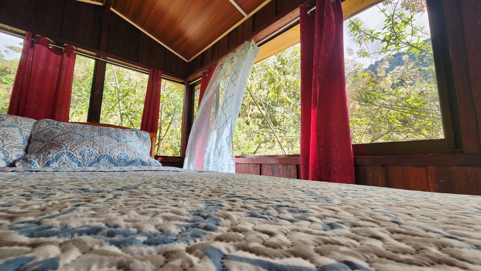 Hospedajes Richie Eco Camp Providencia Ngoại thất bức ảnh