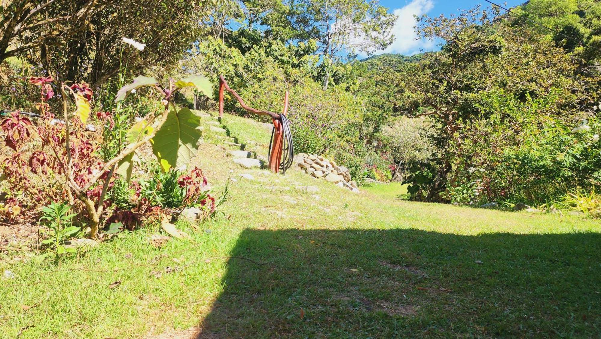 Hospedajes Richie Eco Camp Providencia Ngoại thất bức ảnh